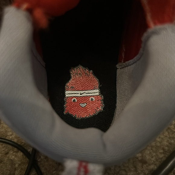 Cute baby Nike Team Hustle D9 lil ‘Fast n Furry’ chili red. Toddler size 6c - Picture 8 of 9